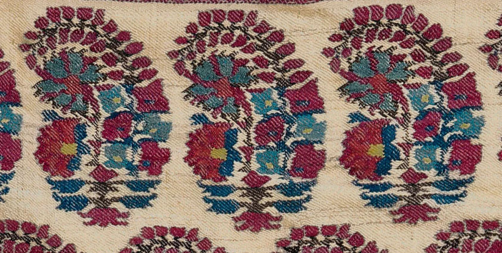 Kashmir Shawl: The Complete Buyer's Guide for Travelers in 2026